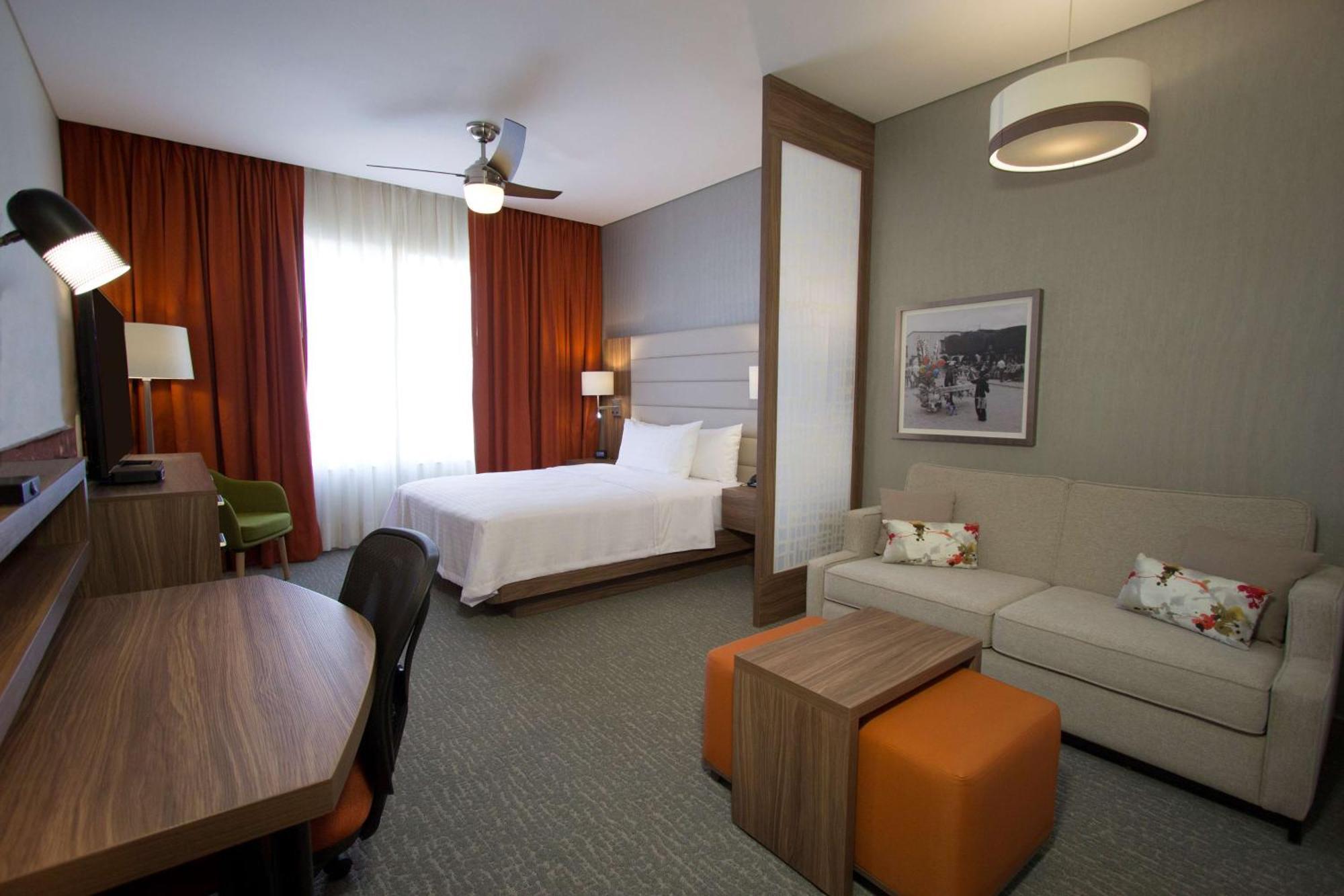 Homewood Suites By Hilton Silao Airport Zewnętrze zdjęcie